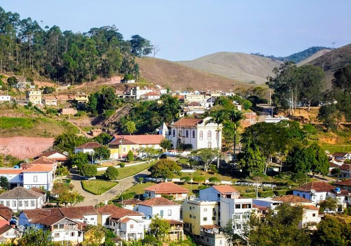 Melhores Hotéis Baratos Perto de Santo Antonio do Aventureio, Minas Gerais 2025