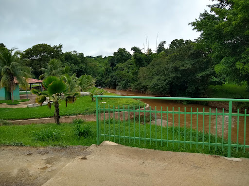 Melhores Hotéis Baratos Perto de Guarani de Goiás, Goiás 2025